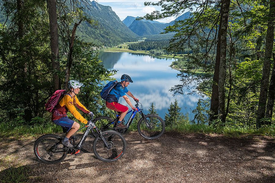 Radfahren und Mountainbiken