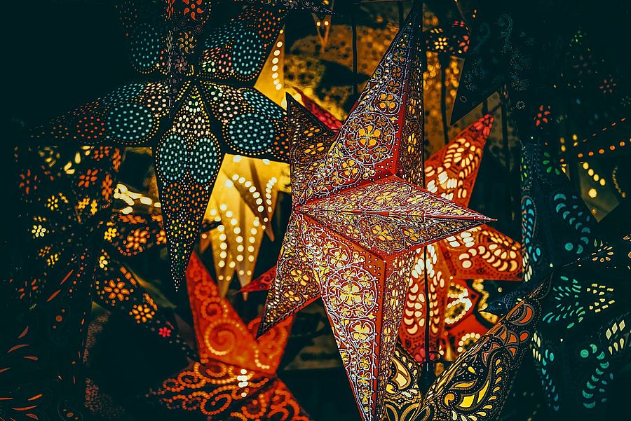 Rauhnachtsmarkt im Kurpark – Brauchtum & Gmiatlichkeit Rauhnachtsmarkt im Kurpark – Brauchtum & Gmiatlichkeit